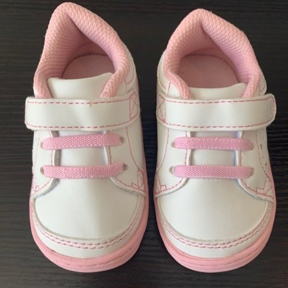 stride rite aubrey sneaker